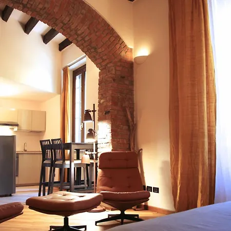 Loft Porta Romana - Duomo 3 Metro Stops * 米兰