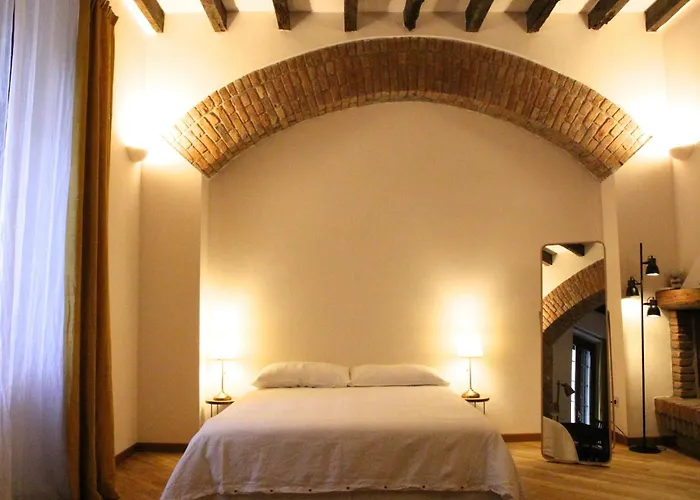 Loft Porta Romana - Duomo 3 Metro Stops Apartment *